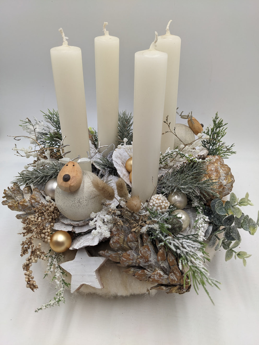 Adventskranz Kugel Stern Elch creme