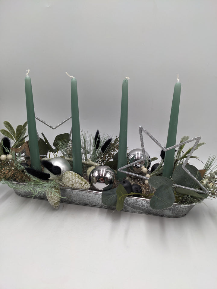 Adventsgesteck Kugel Stern Mistel salbei