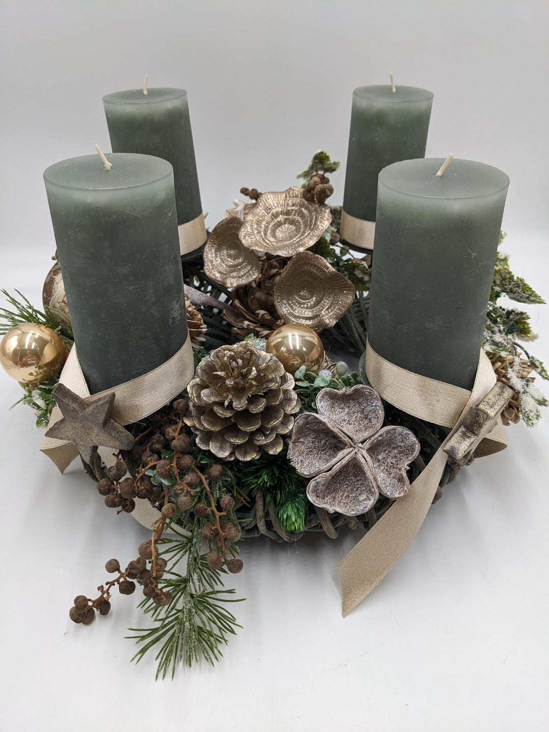Adventskranz Kugel Geschenk Stern champagner