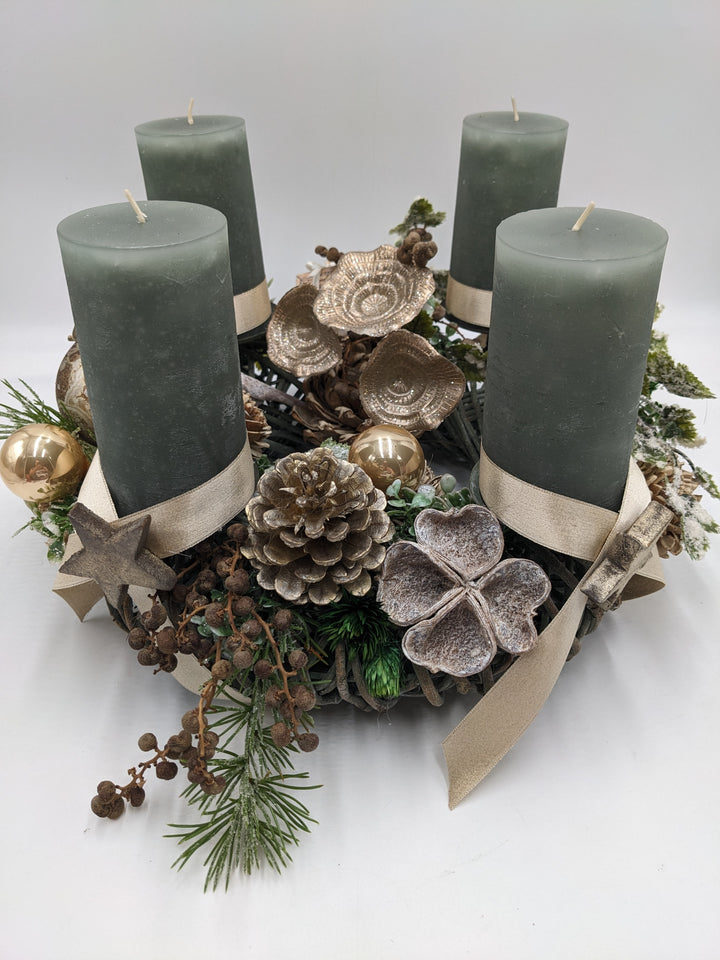 Adventskranz Kugel Geschenk Stern champagner