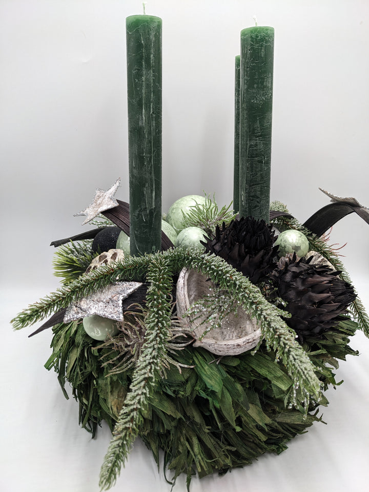 Adventskranz Kugel Artischocke Stern grün