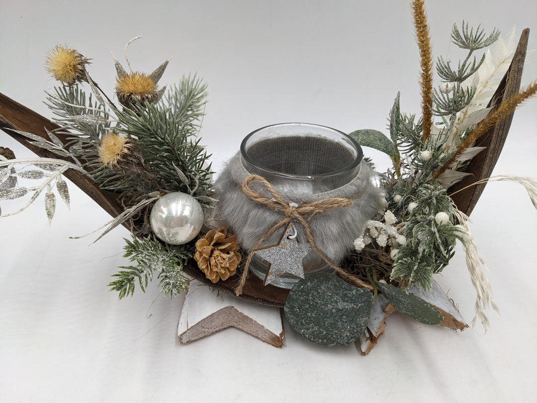 Weihnachtsgesteck Teelicht Kugel Eichel silber
