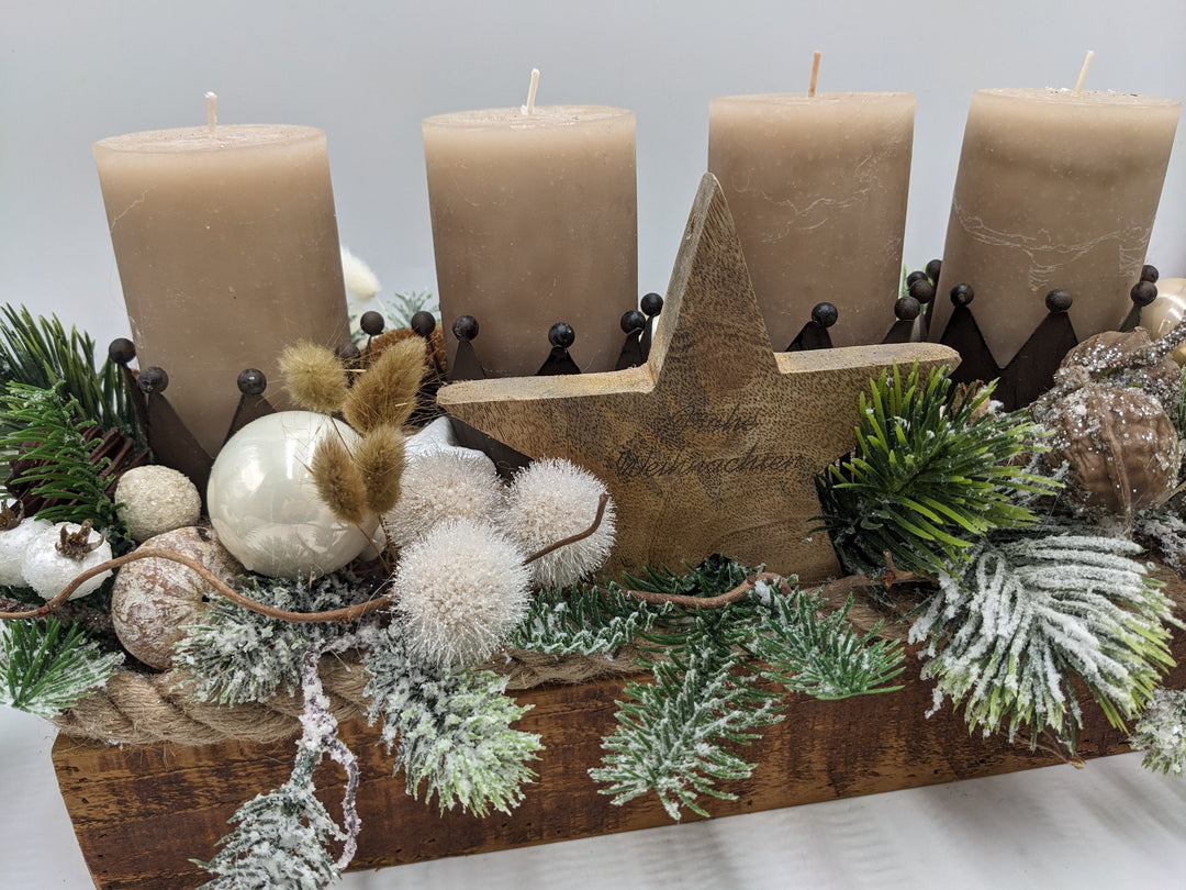 Adventsgesteck Kugel Stern Walnuss taupe
