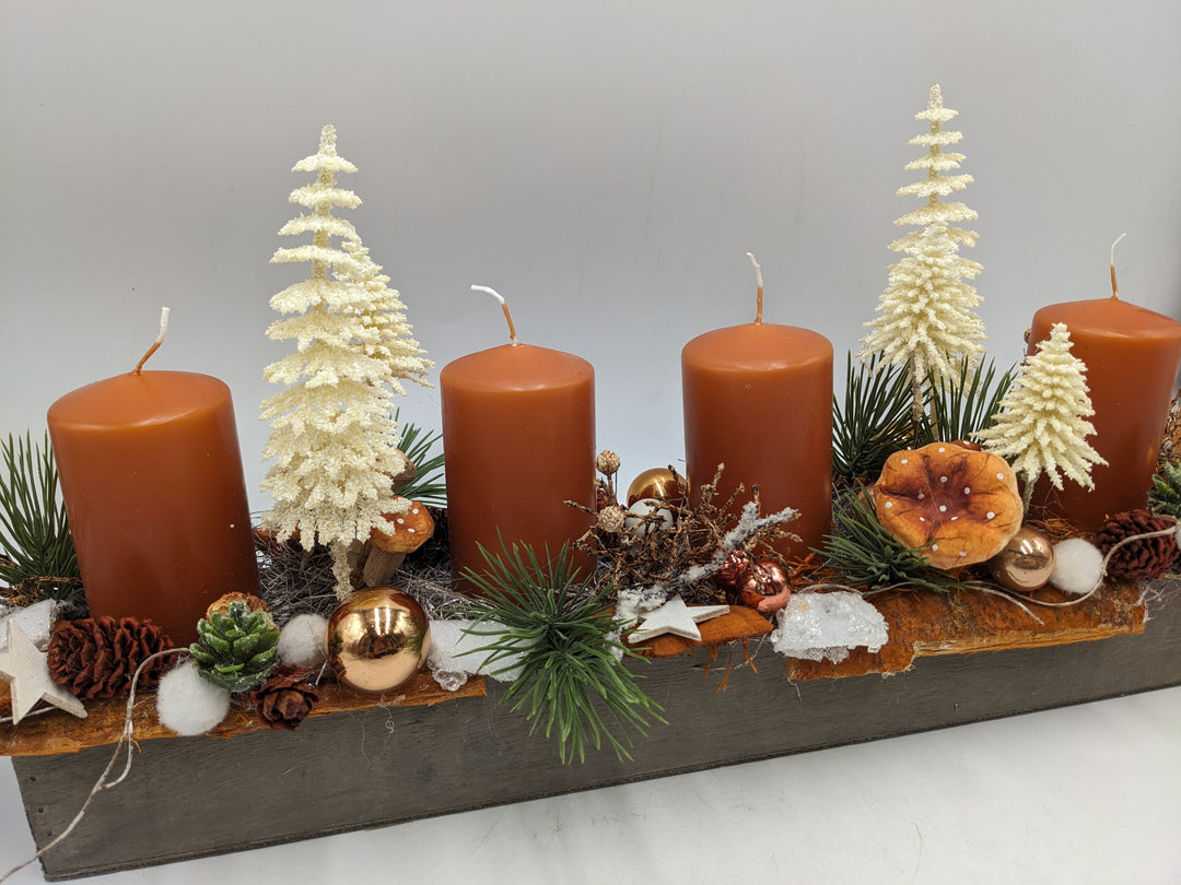 Adventsgesteck Kugel Pilz Stern orange