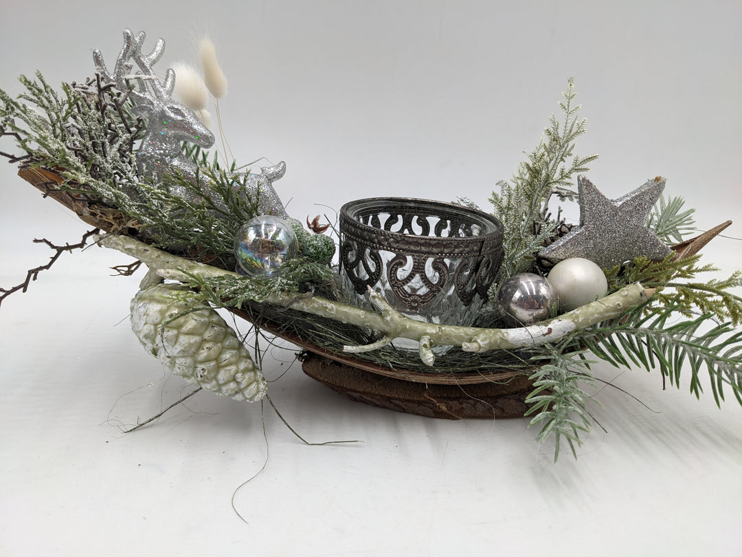 Weihnachtsgesteck Teelicht Kugel Hirsch silber