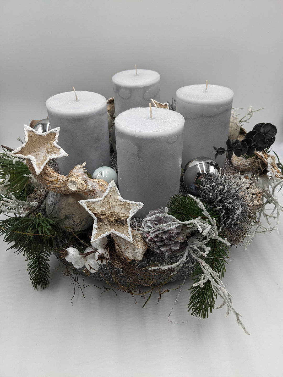 Adventsgesteck Kugel Stern Protea silber