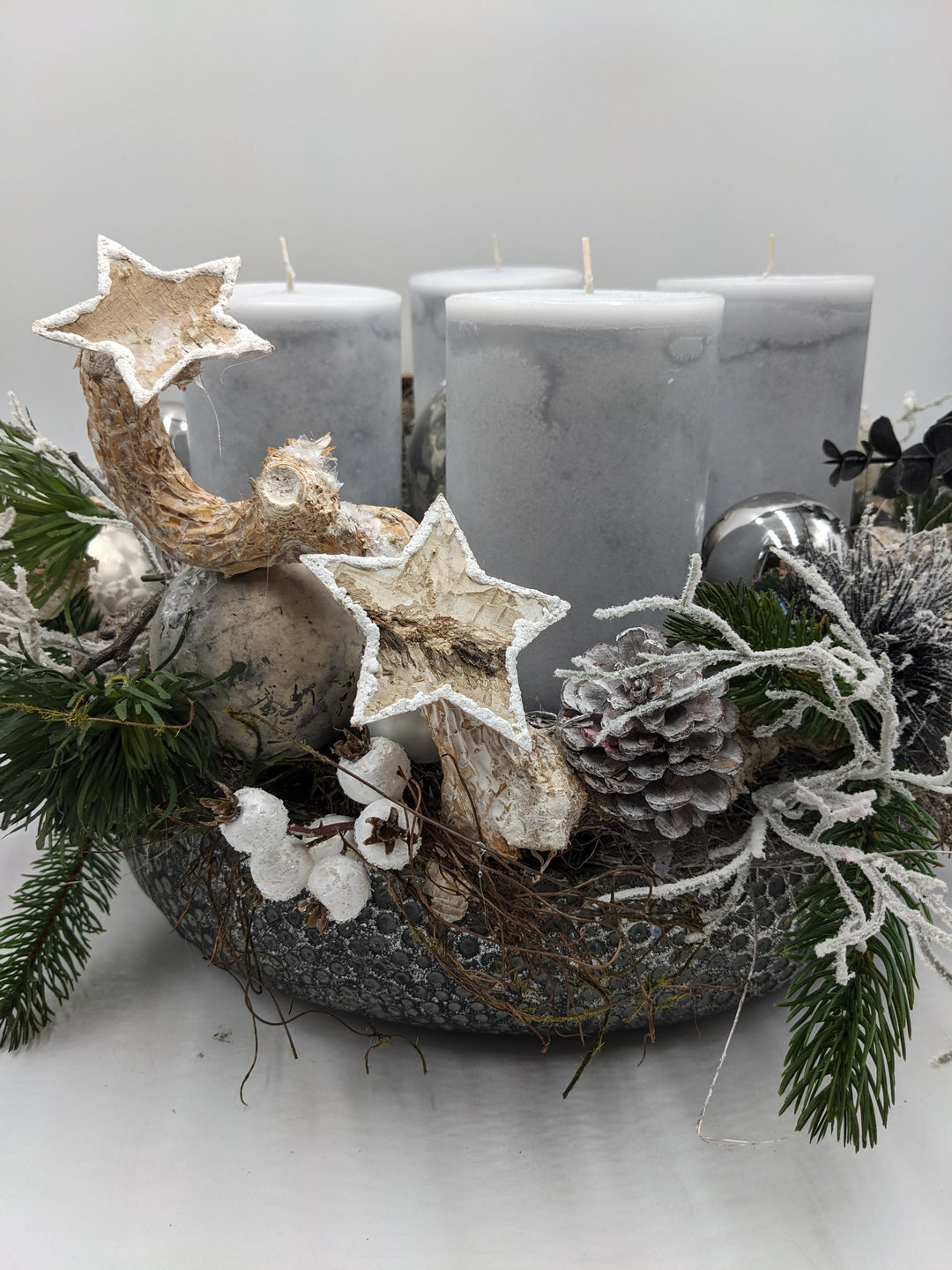 Adventsgesteck Kugel Stern Protea silber