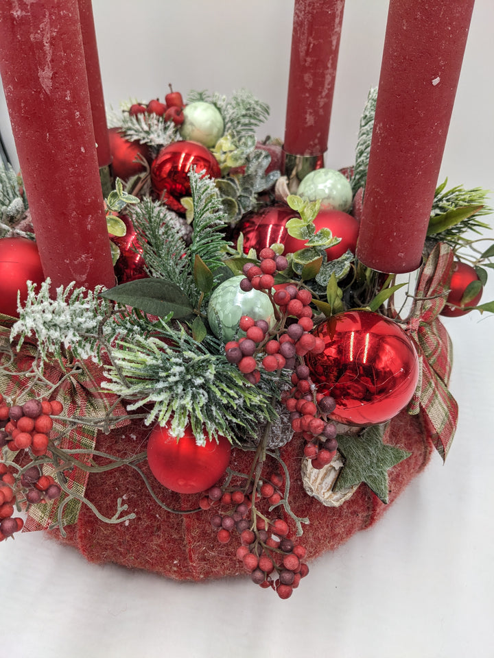 Adventskranz klassisch Kugel Schleife rot