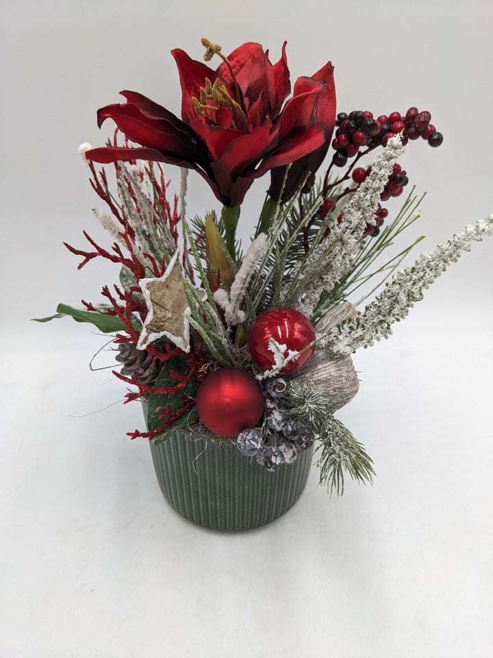 Weihnachtsgesteck Kugel Stern Amaryllis rot