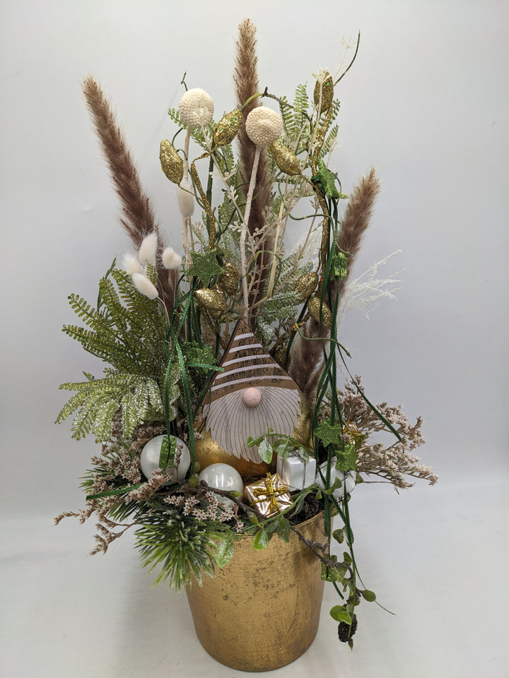 Weihnachtsgesteck Kugel Geschenk gold