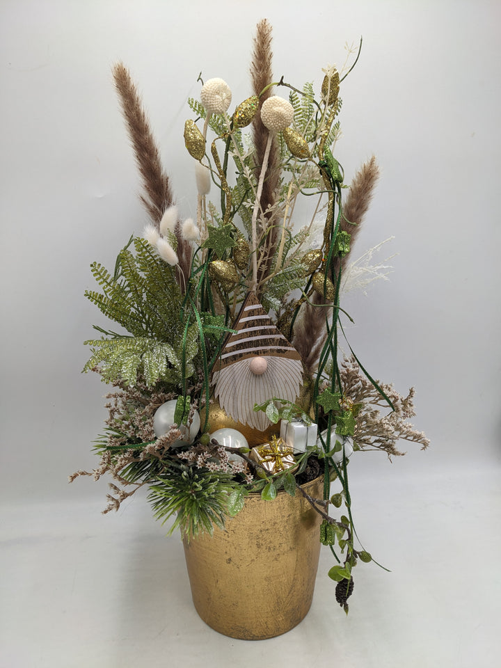 Weihnachtsgesteck Kugel Geschenk gold