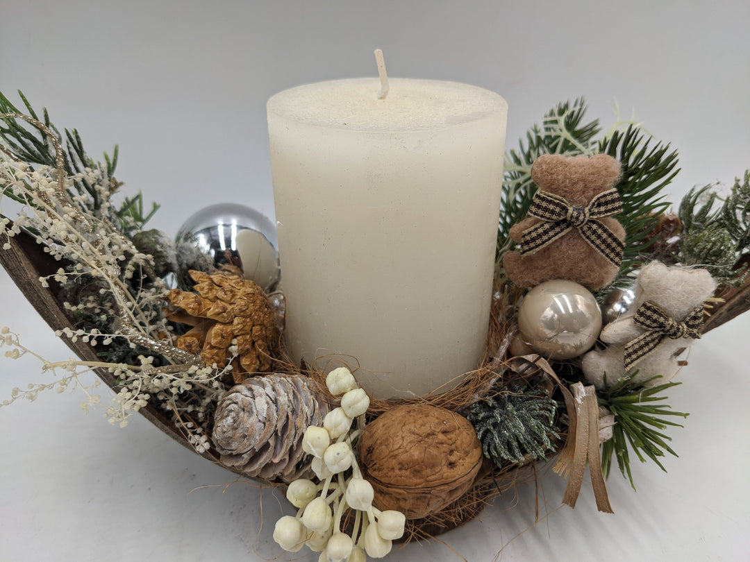 Weihnachtsgesteck Kugel Zapfen Teddy creme