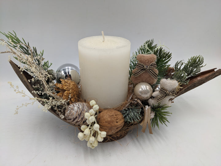 Weihnachtsgesteck Kugel Zapfen Teddy creme