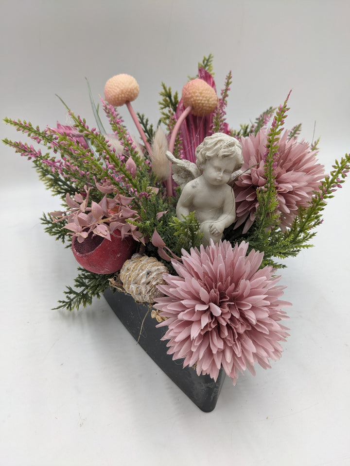 Trauergesteck Chrysantheme Engel Heide rosa