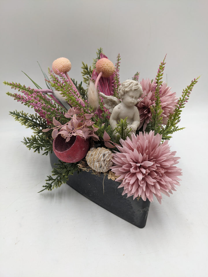 Trauergesteck Chrysantheme Engel Heide rosa