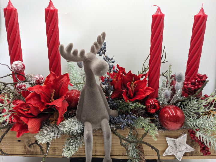 Adventsgesteck Kugel Elch Amaryllis rot