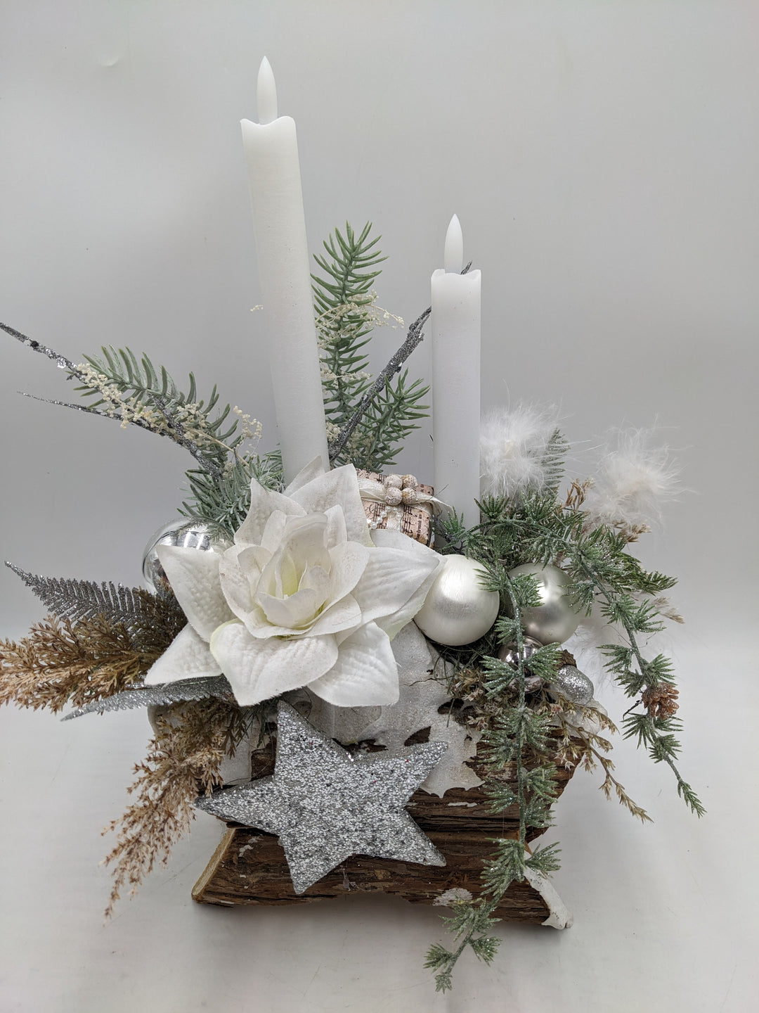 Weihnachtsgesteck LED Kugel Amaryllis weiß