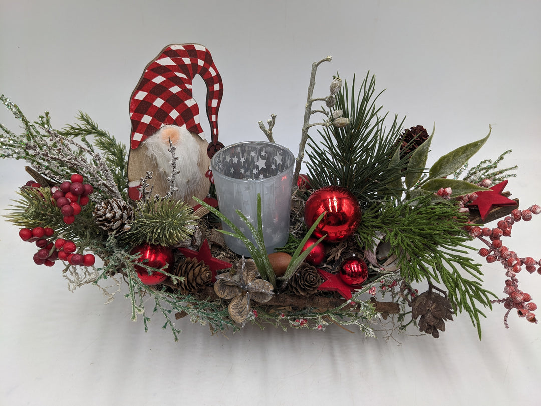 Weihnachtsgesteck Teelicht Kugel Wichtel rot