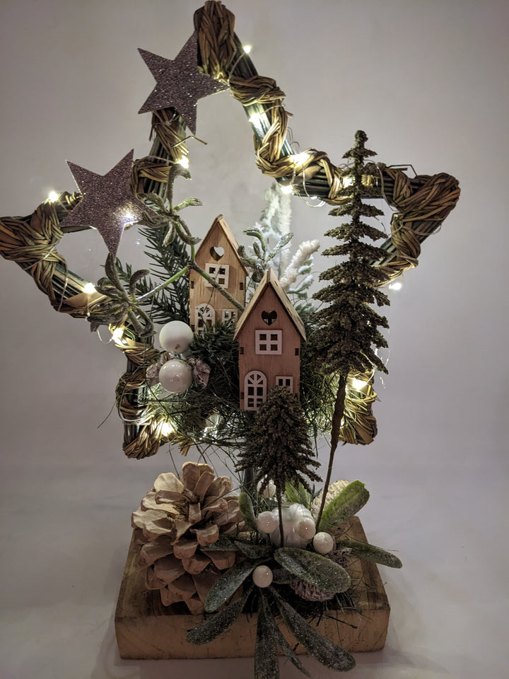 Weihnachtsgesteck LED Stern Haus natur