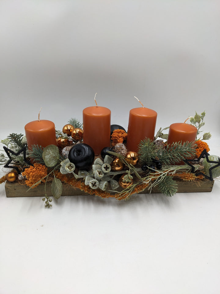 Adventsgesteck Kugel Stern orange