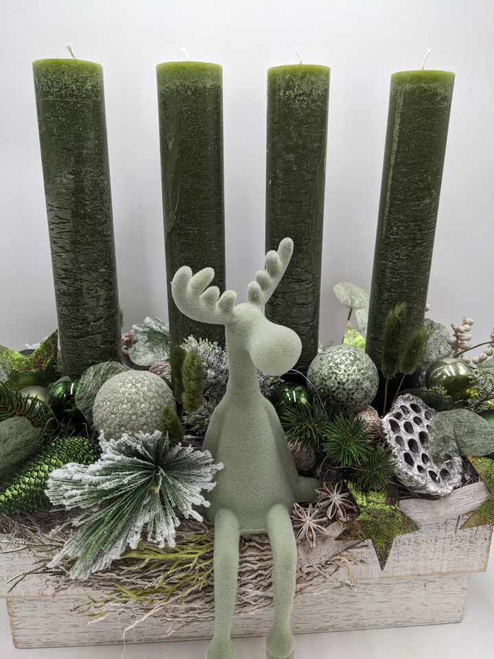 Adventsgesteck Kugel Elch Zapfen grün
