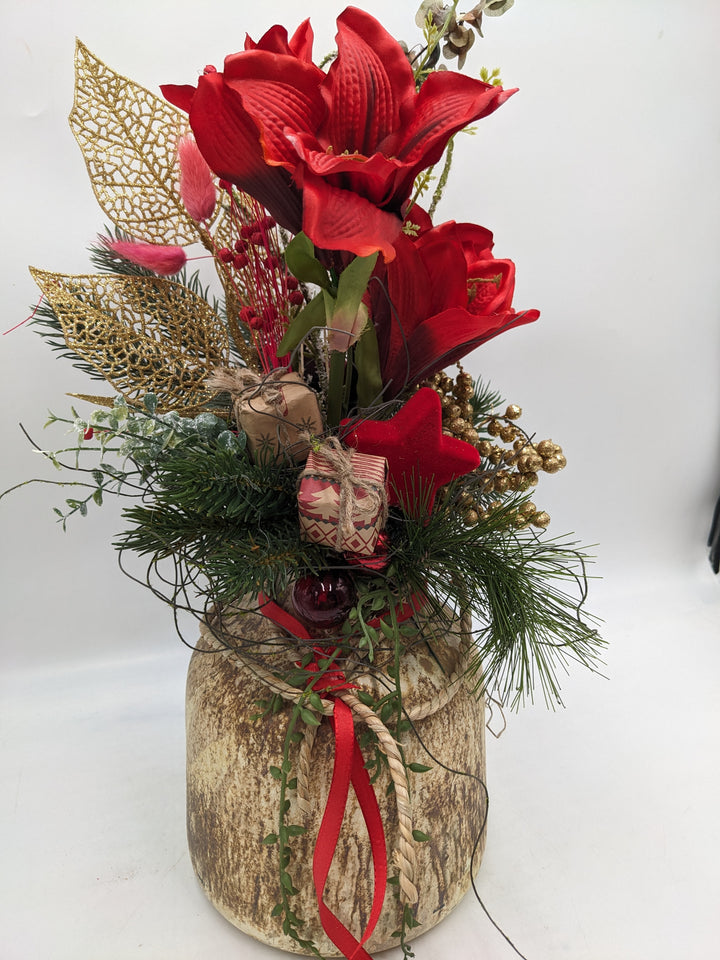 Weihnachtsgesteck Kugel Stern Amaryllis rot