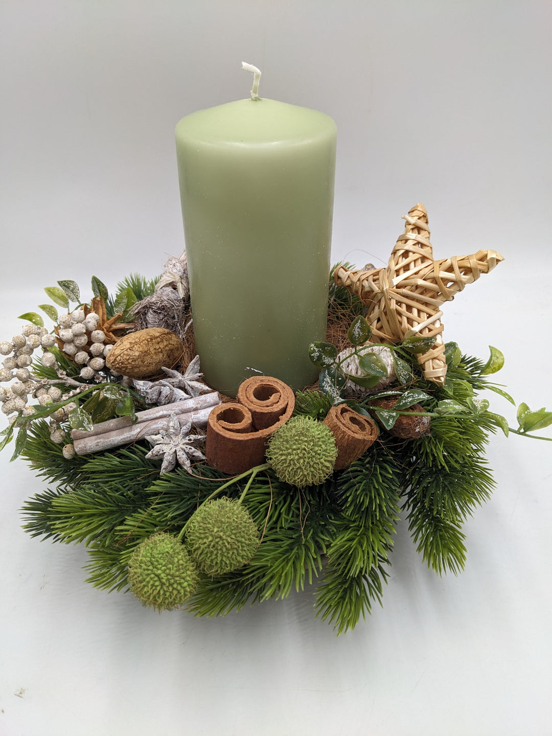 Wintergesteck Stern Zapfen grün