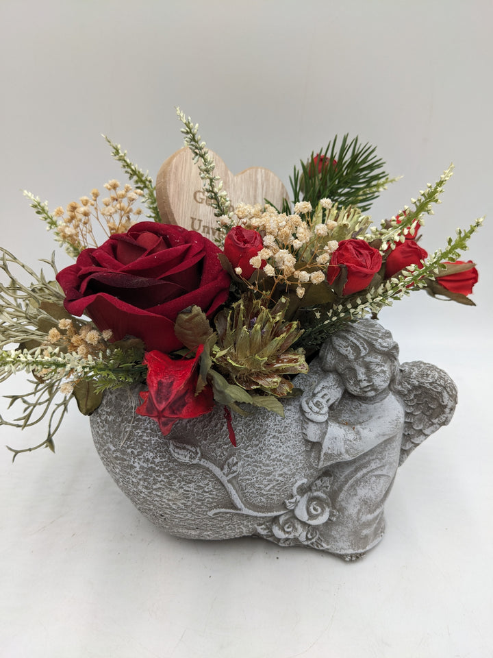 Trauergesteck Herz Engel Rose rot