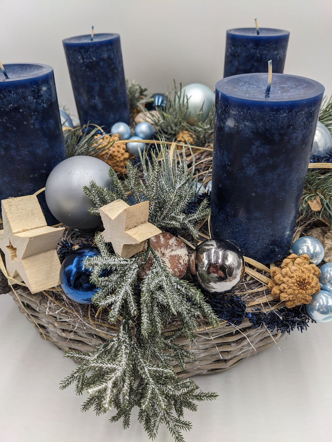 Adventskranz Kugel Stern Zapfen blau