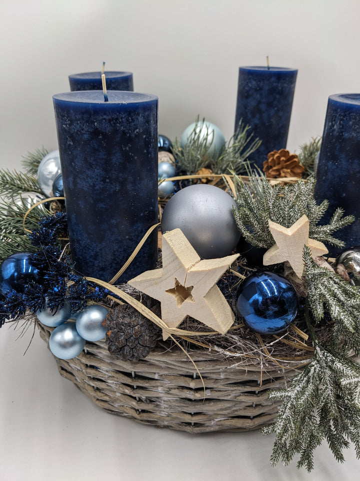 Adventskranz Kugel Stern Zapfen blau