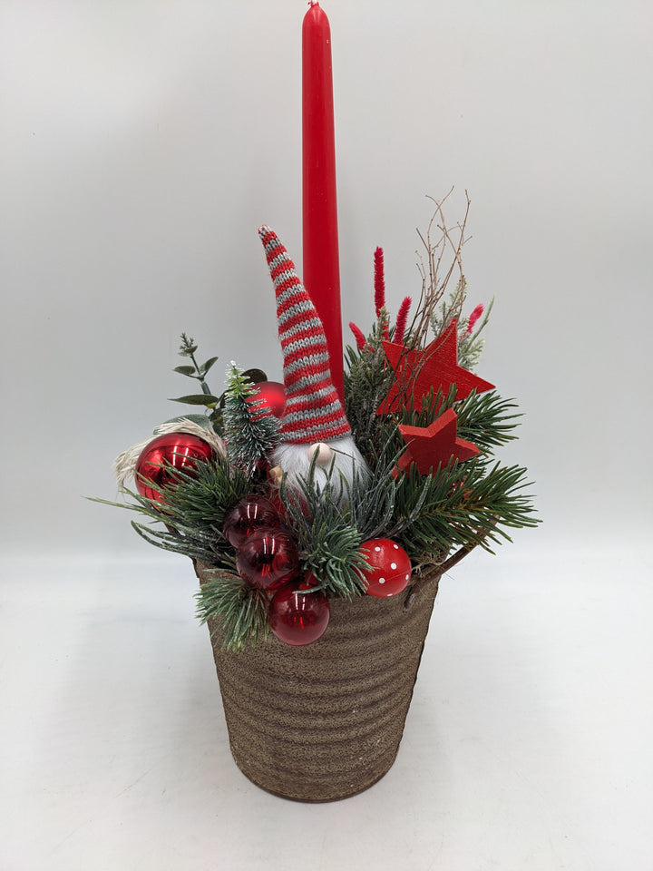 Weihnachtsgesteck Kugel Stern Wichtel rot