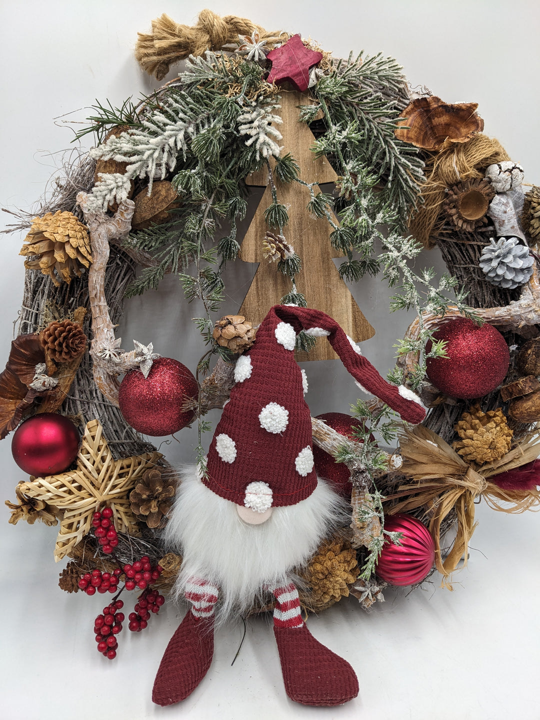 Türkranz Kugel Wichtel Tannenbaum rot