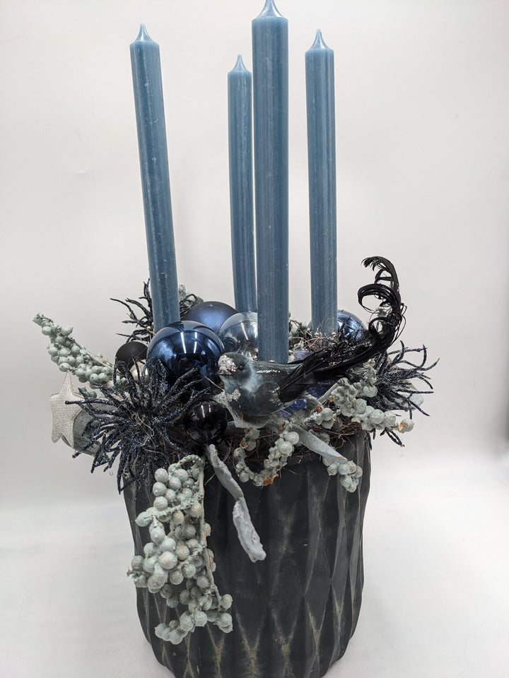 Adventsgesteck Kugel Vogel Spider blau