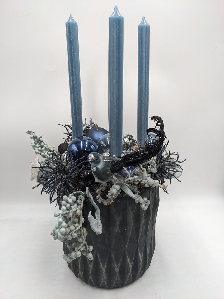 Adventsgesteck Kugel Vogel Spider blau