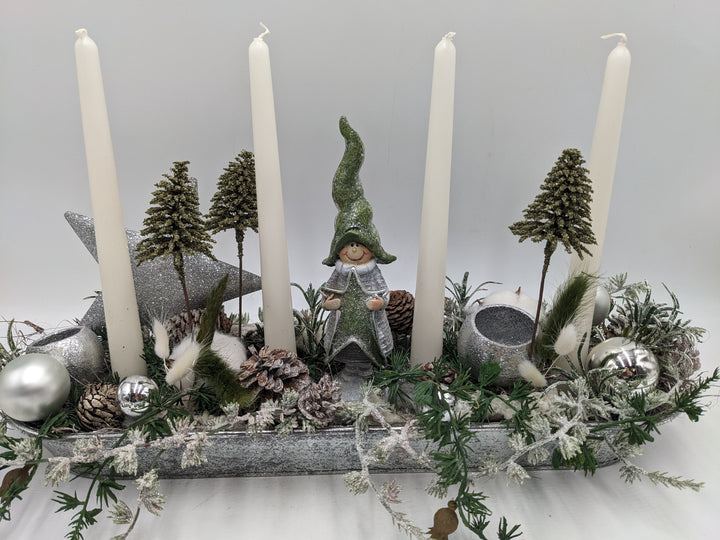 Adventsgesteck Kugel Stern Wichtel silber