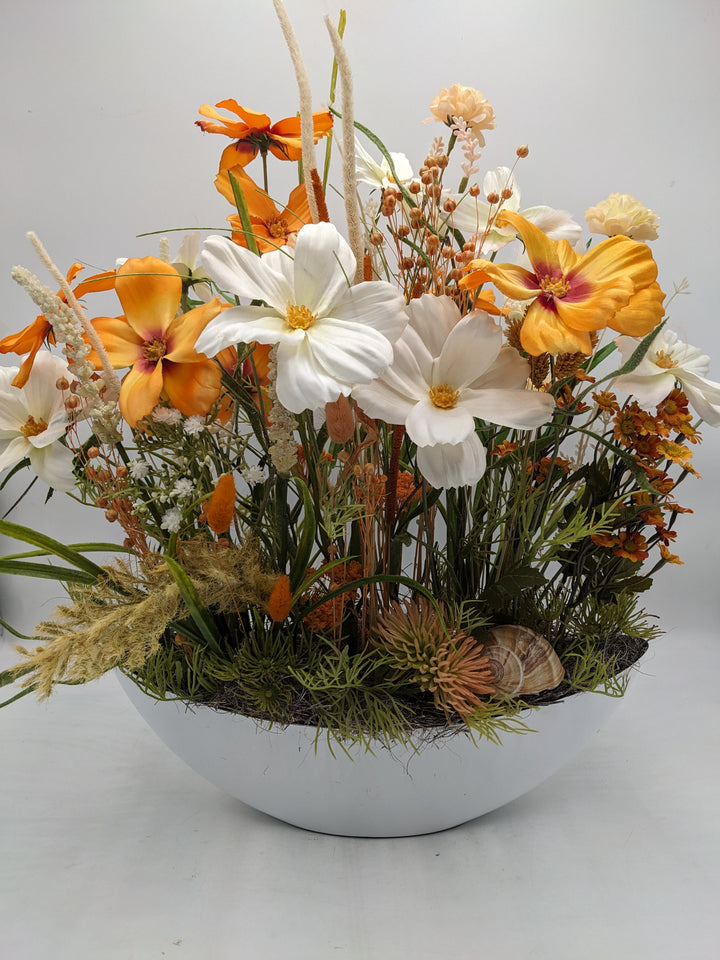 Sommergesteck Schnecke Blüte orange