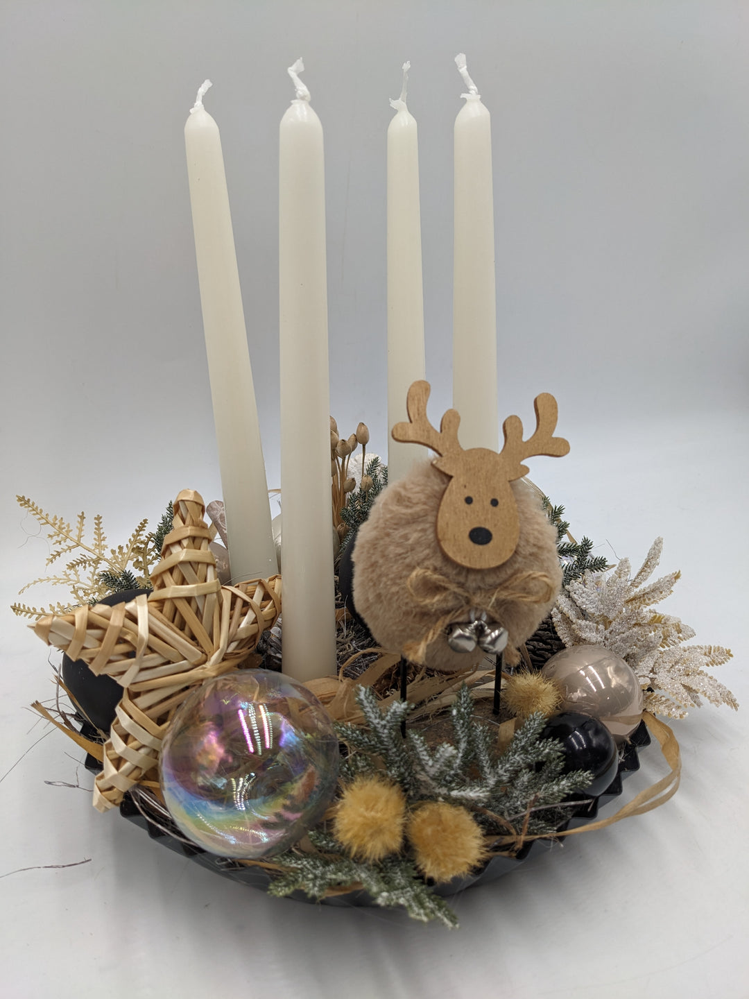Adventsgesteck Kugel Stern Hirsch natur