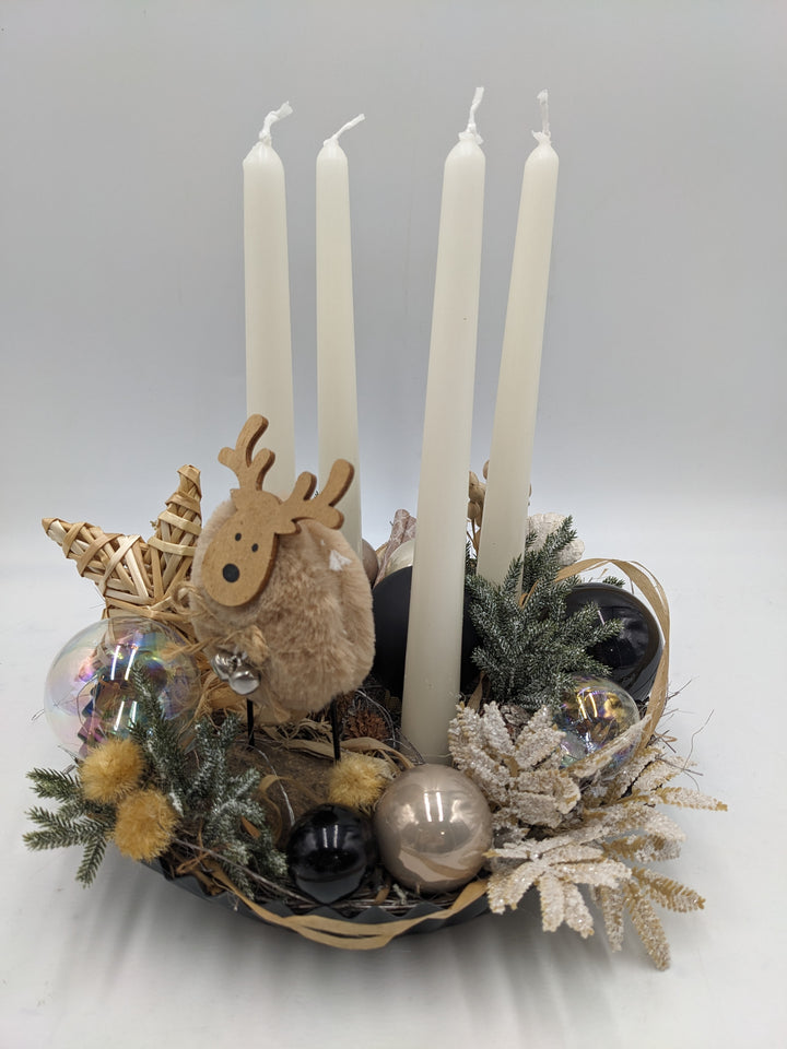 Adventsgesteck Kugel Stern Hirsch natur