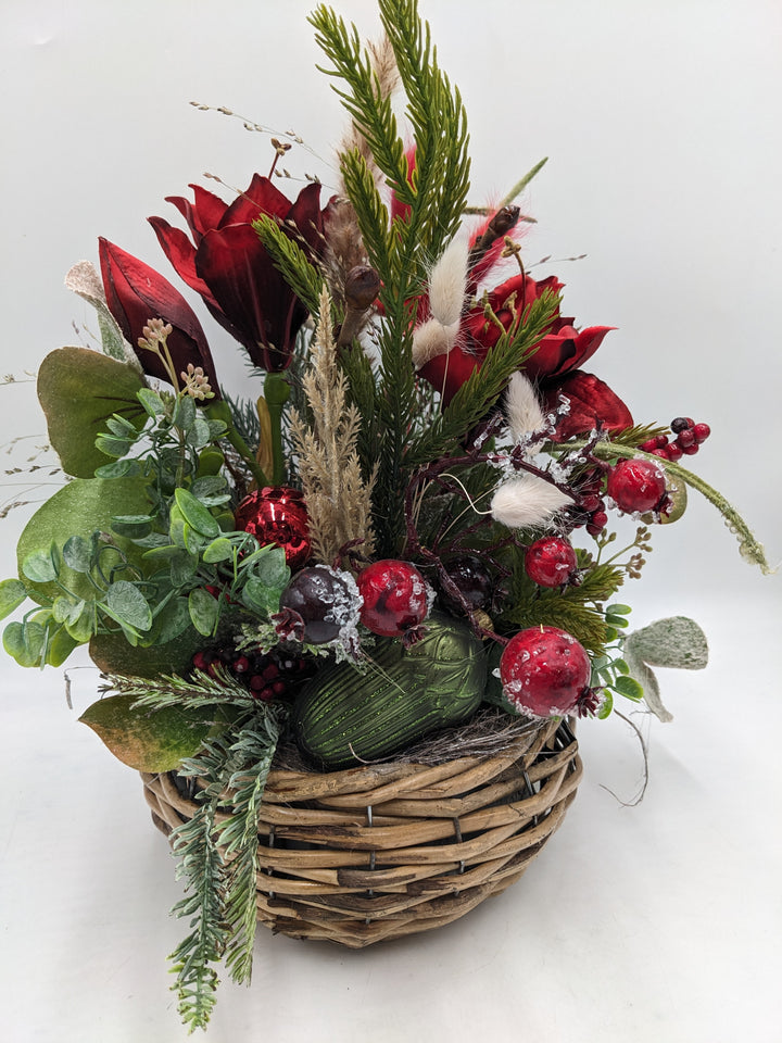 Wintergesteck Zapfen Amaryllis rot