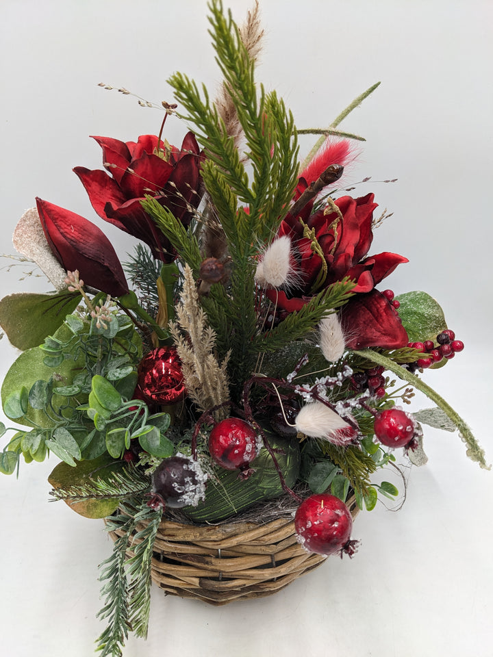 Wintergesteck Zapfen Amaryllis rot