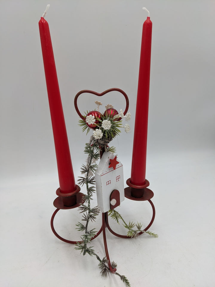 Weihnachtsgesteck Kugel Haus rot