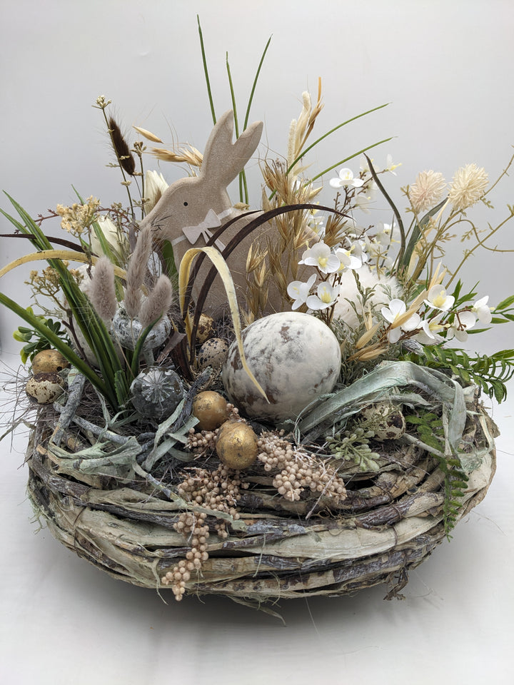 Osterkranz Frühlingskranz Gräser Eier natur weiss