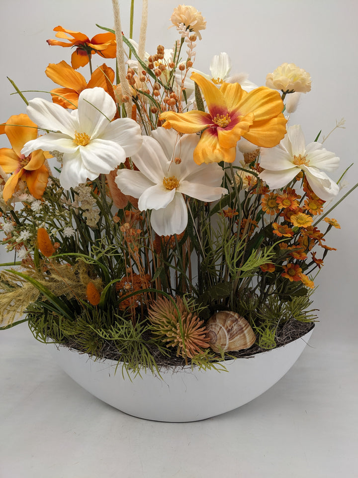 Sommergesteck Blüten orange weiss