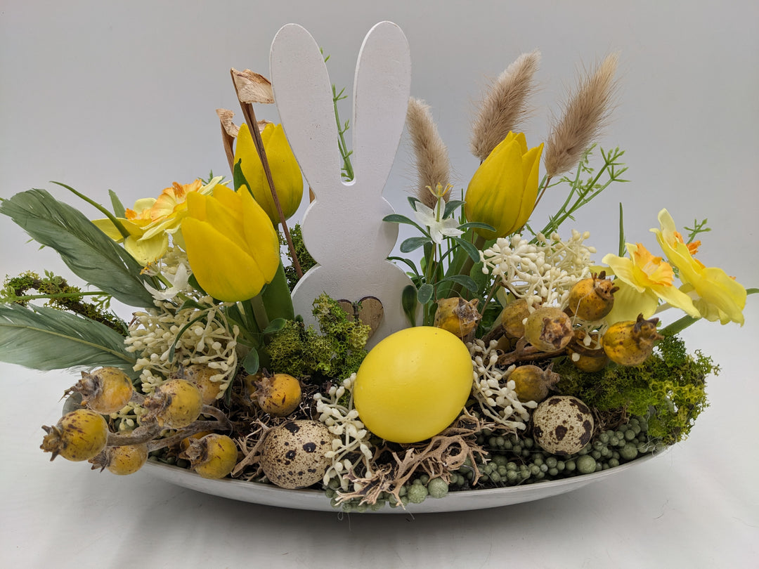 Ostergesteck Tulpen Hase Narzissen gelb