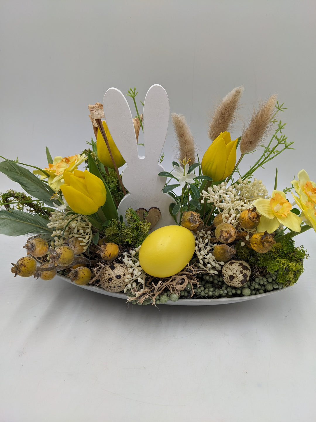 Ostergesteck Tulpen Hase Narzissen gelb