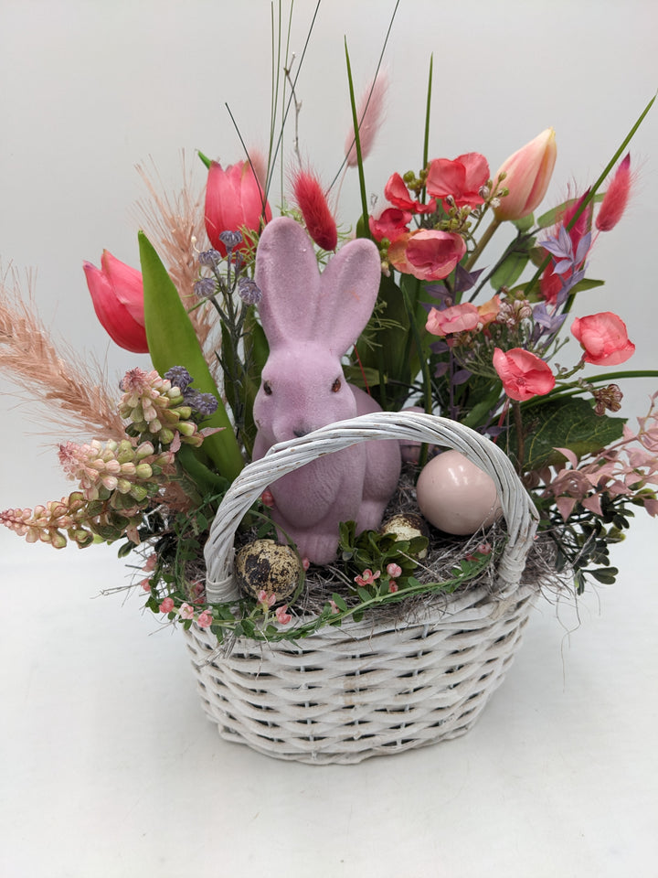 Ostergesteck Frühlingsgesteck  Hase Tulpen Hyazinthen Gräser rosa