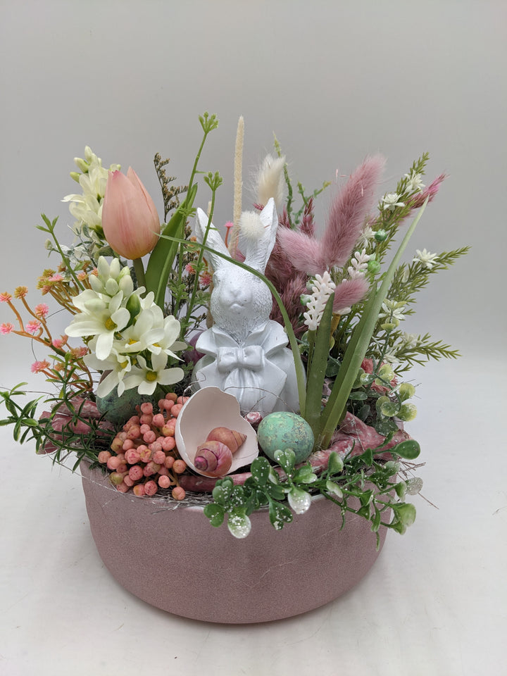 Ostergesteck Frühlingsgesteck Hyazinthen Hase rosa weiss