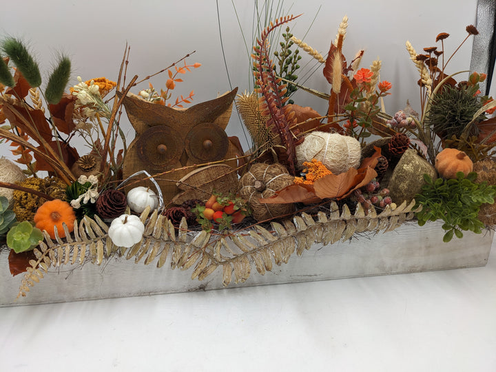 Herbstgesteck Eule Kürbisse Gräser braun