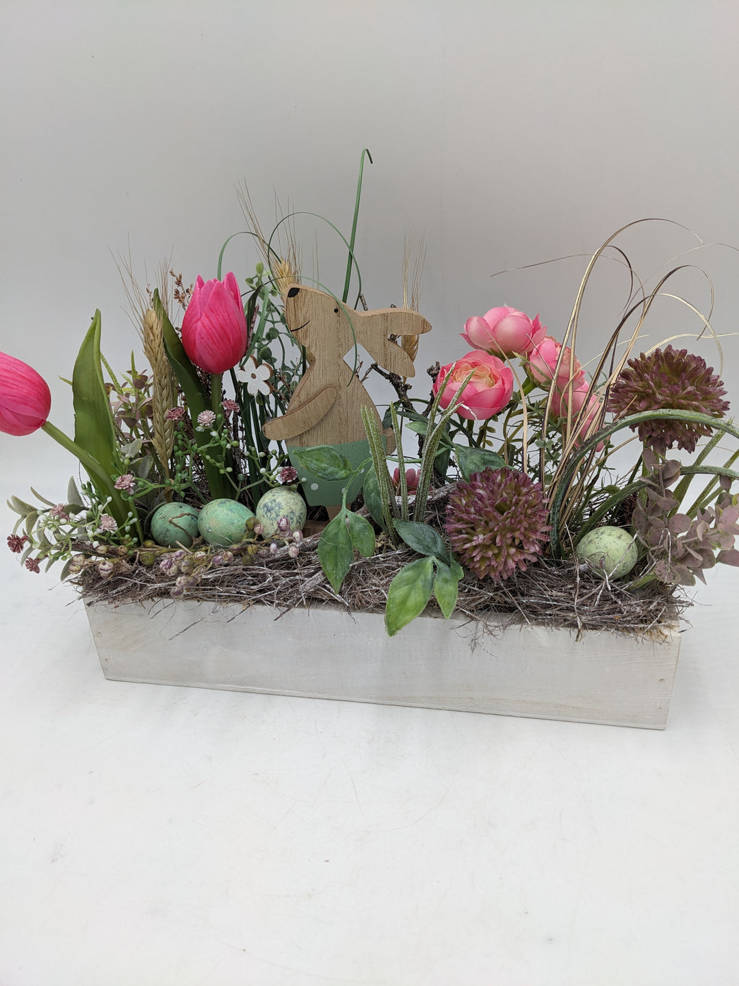 Ostergesteck Frühlingsgesteck Tulpen Gräser rosa mint