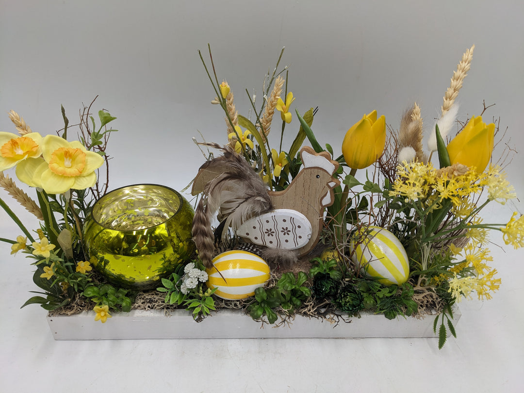 Ostergesteck Frühlingsgesteck Teelicht Huhn Tulpen gelb